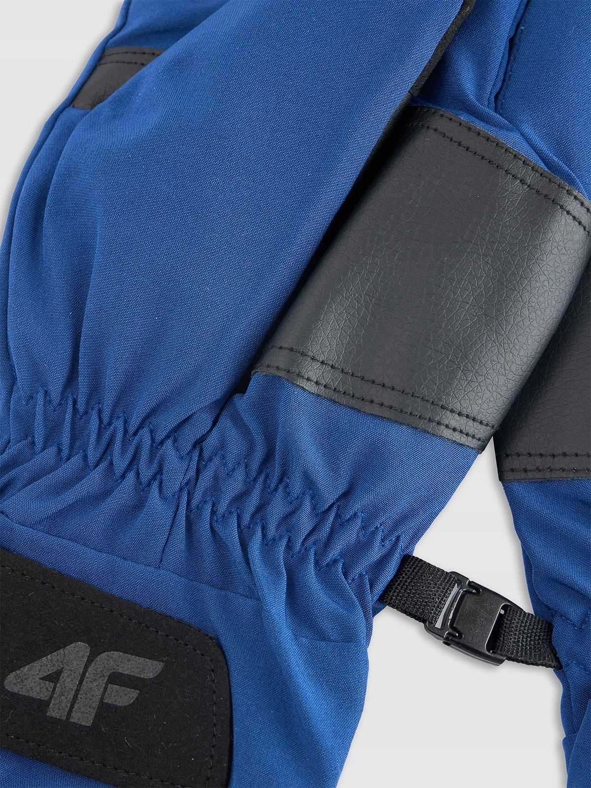 Elastyczna Gumka w Nadgarstkach – Idealne Dopasowanie