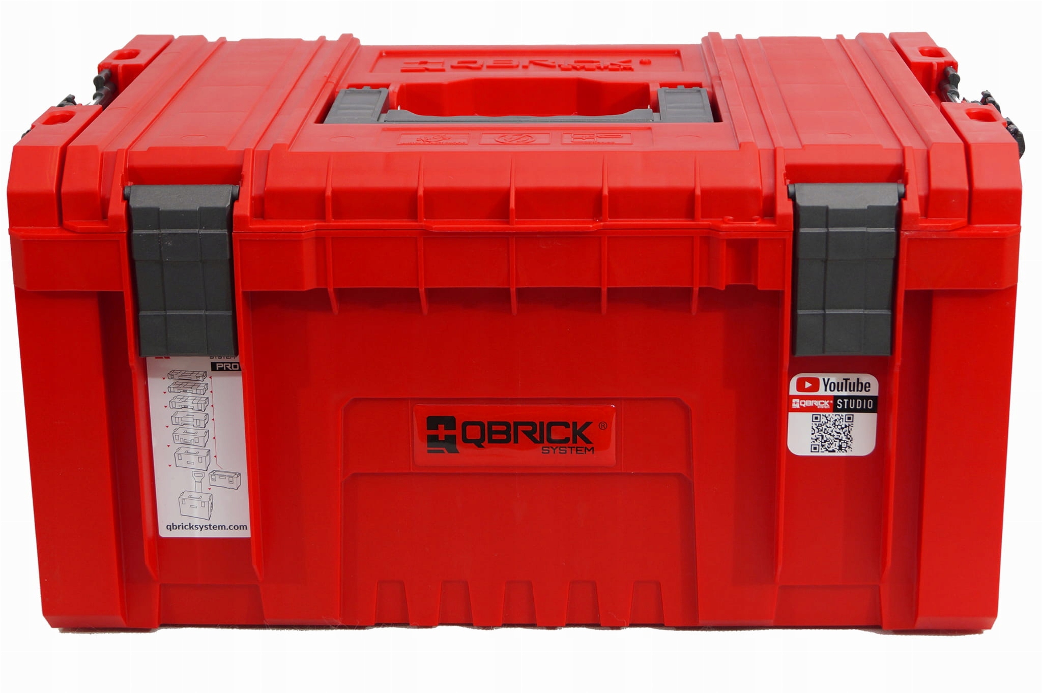 Pojemność i organizacja – 3 regulowane przegrody i pojemna tacka