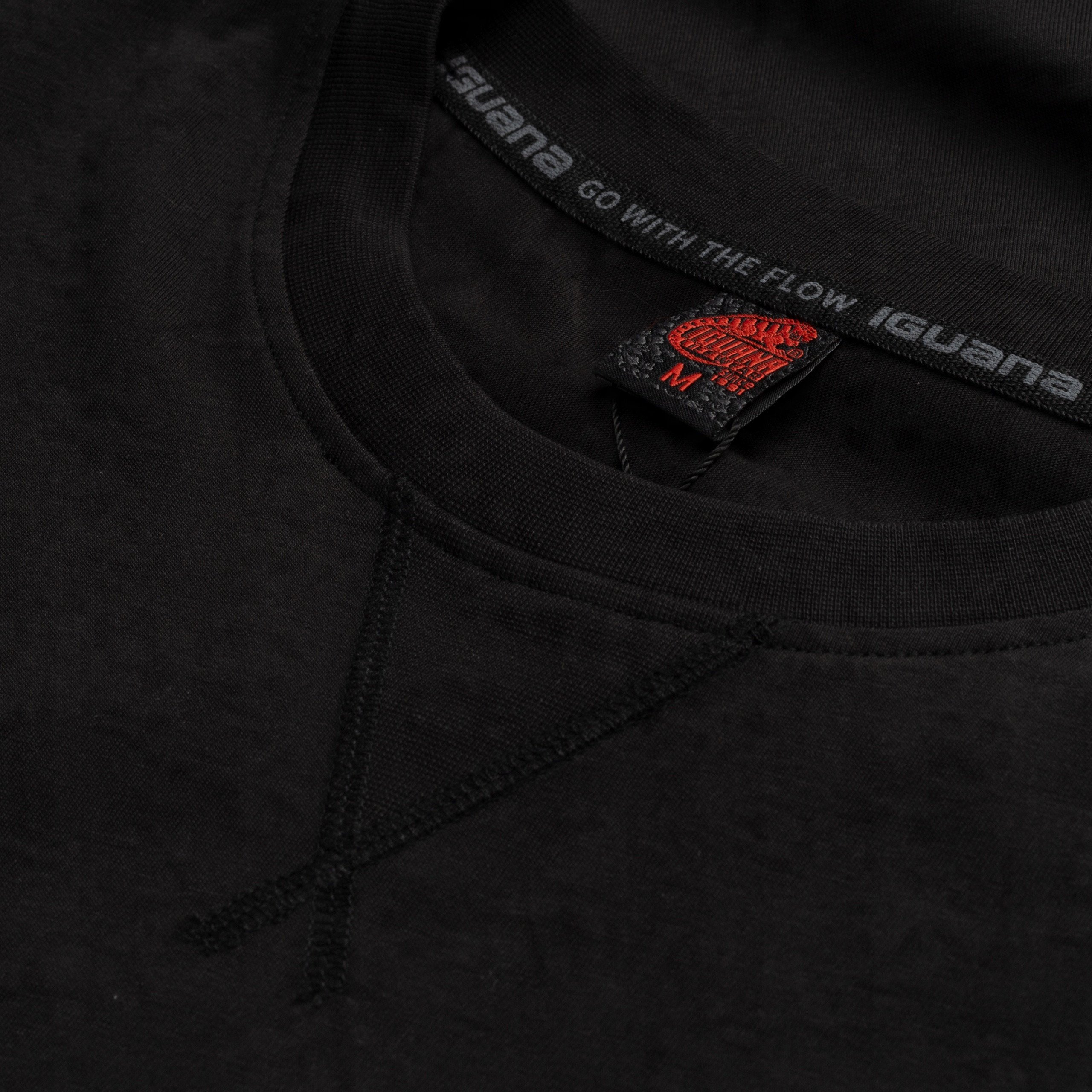 Zaokrąglony dekolt i krótki rękaw – komfort na co dzień