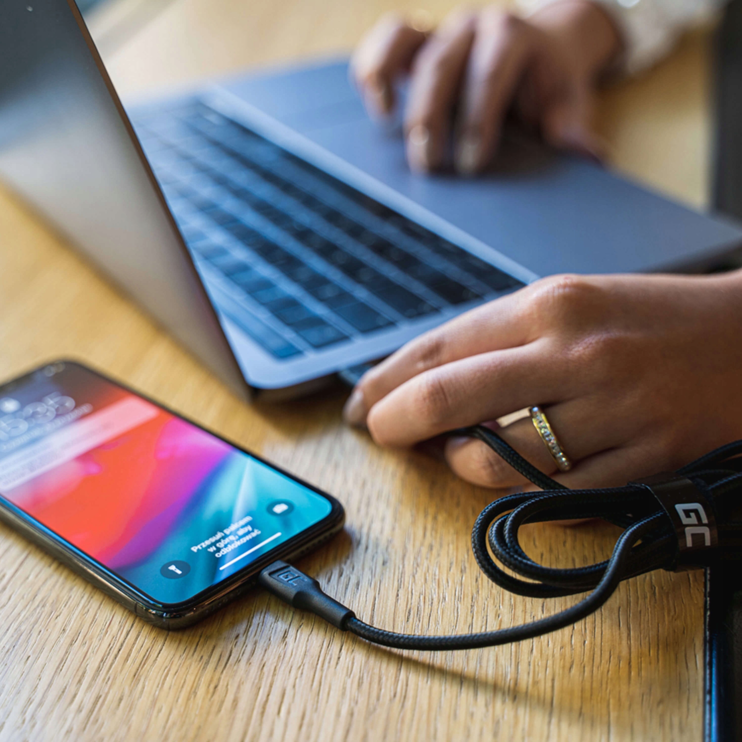 Kompatybilność z urządzeniami Apple