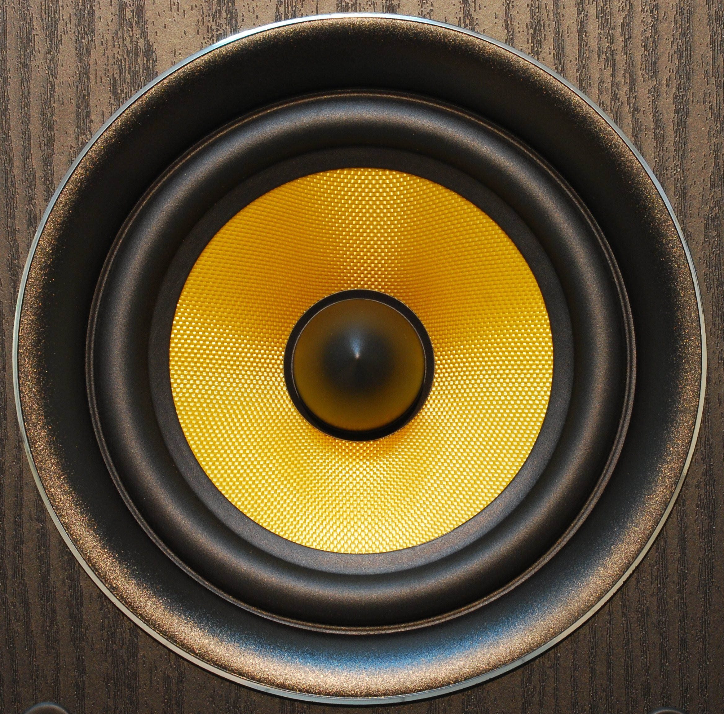 Nowoczesna konstrukcja kolumn – Estetyka i funkcjonalność