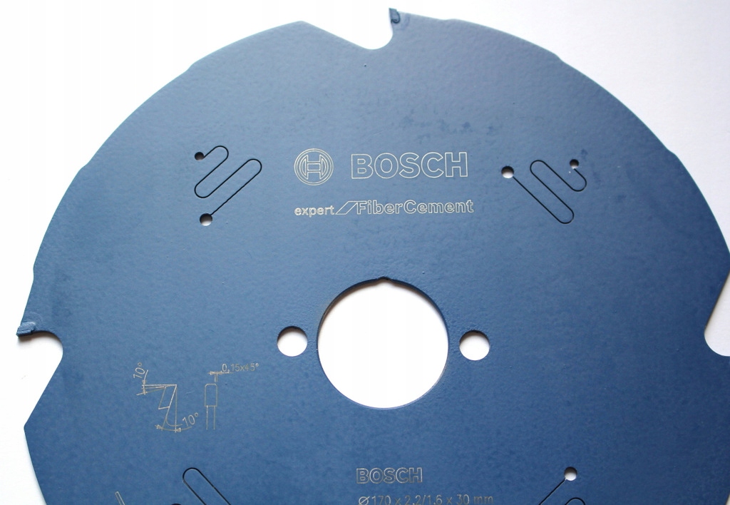 Korpus ze stali wysokiej jakości dla większej trwałości