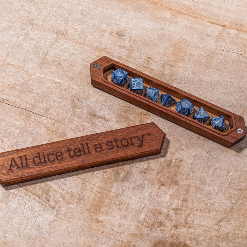Inspirujący napis „All Dice Tell a Story” – Historia Twoich przygód