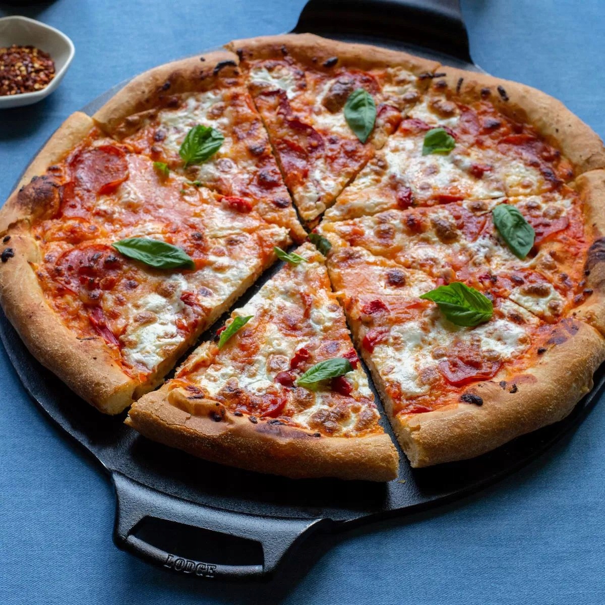 Równomierne nagrzewanie i długotrwałe utrzymywanie temperatury