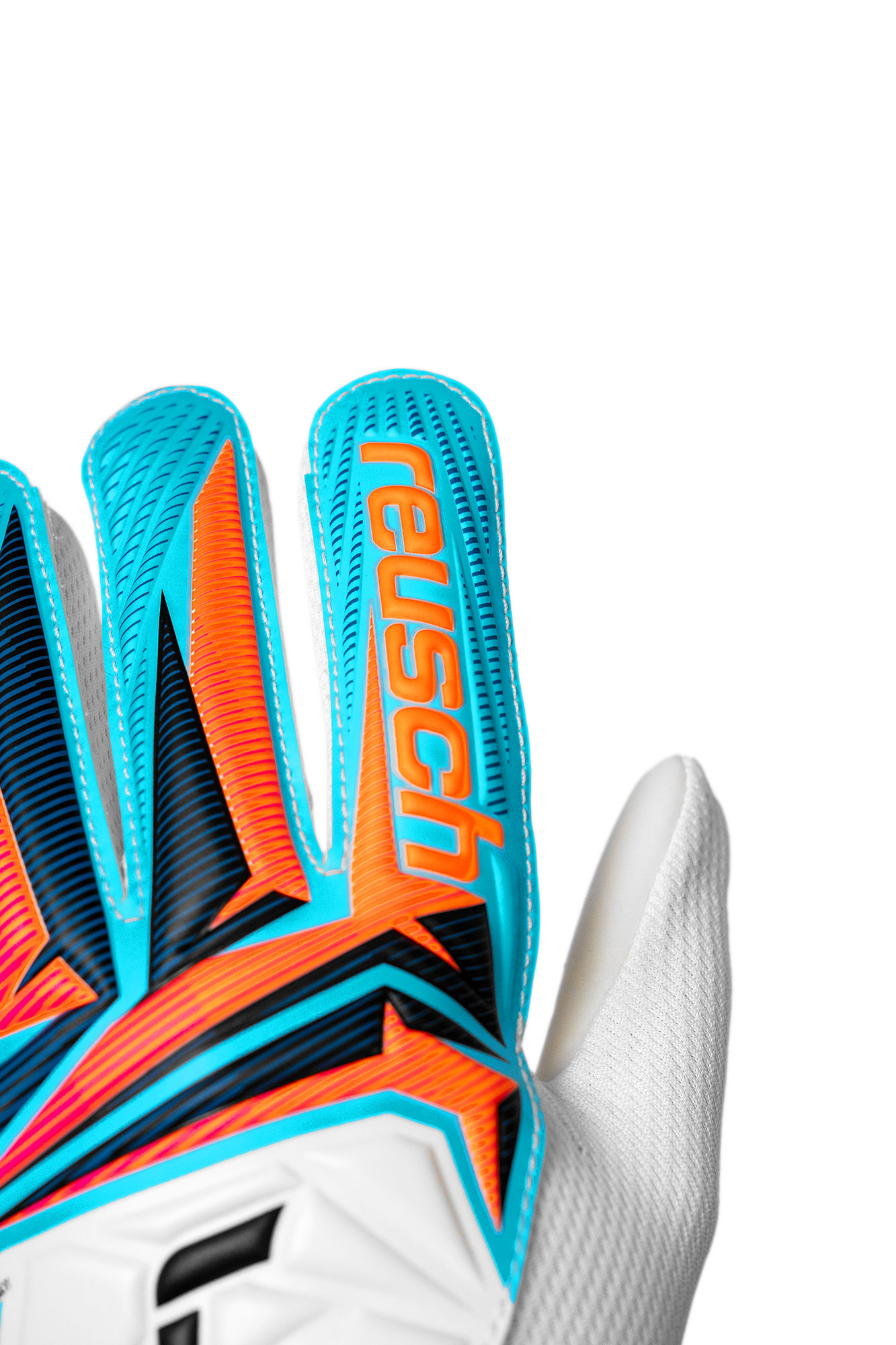 Rozmiar 8 – dopasowanie dla młodszych graczy