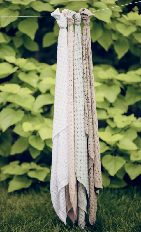 Komfort i przewiewność – Dlaczego warto wybrać kocyk Annalisa?