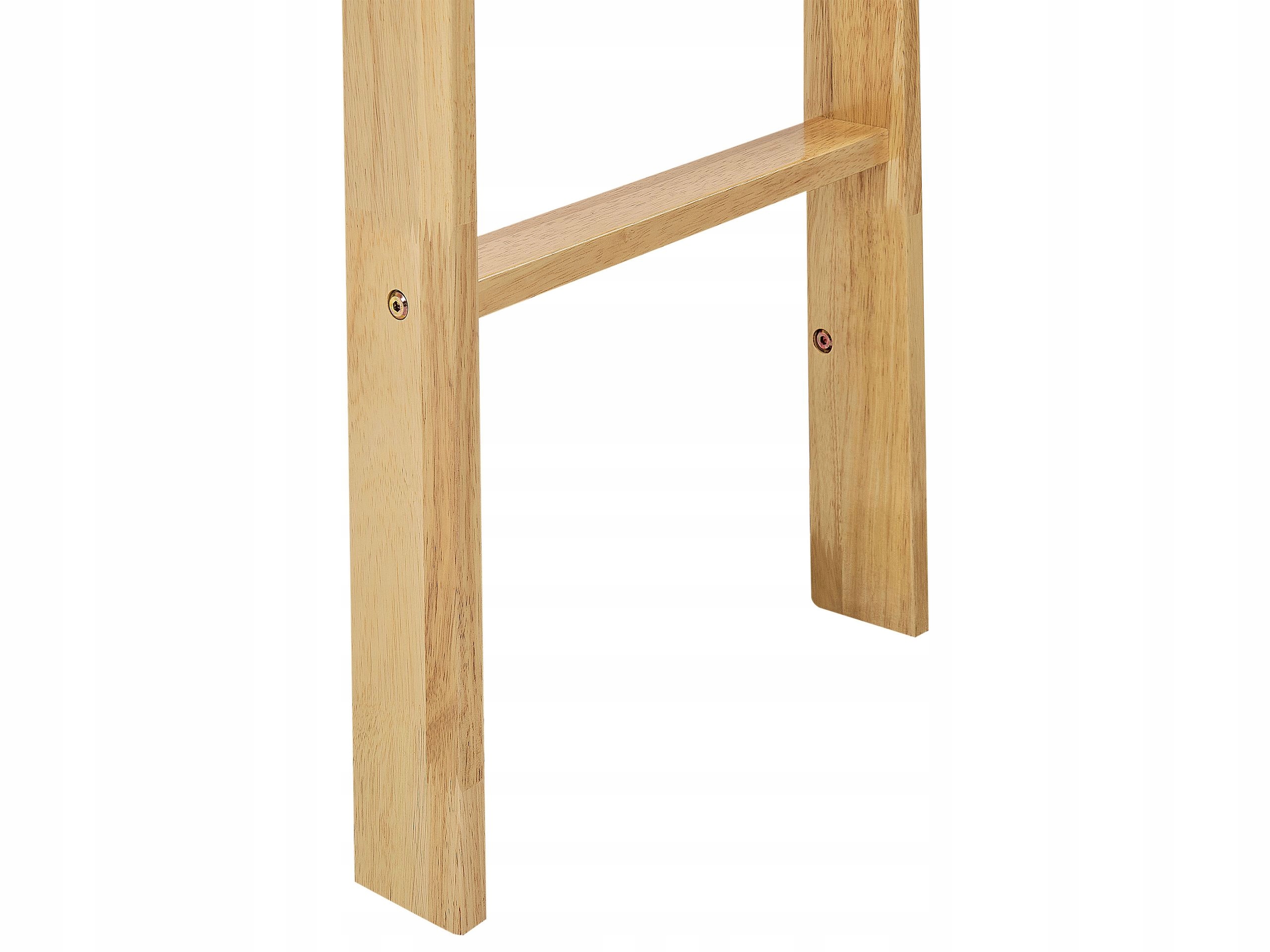 Bezpieczeństwo dzięki stabilnej drabince i barierkom