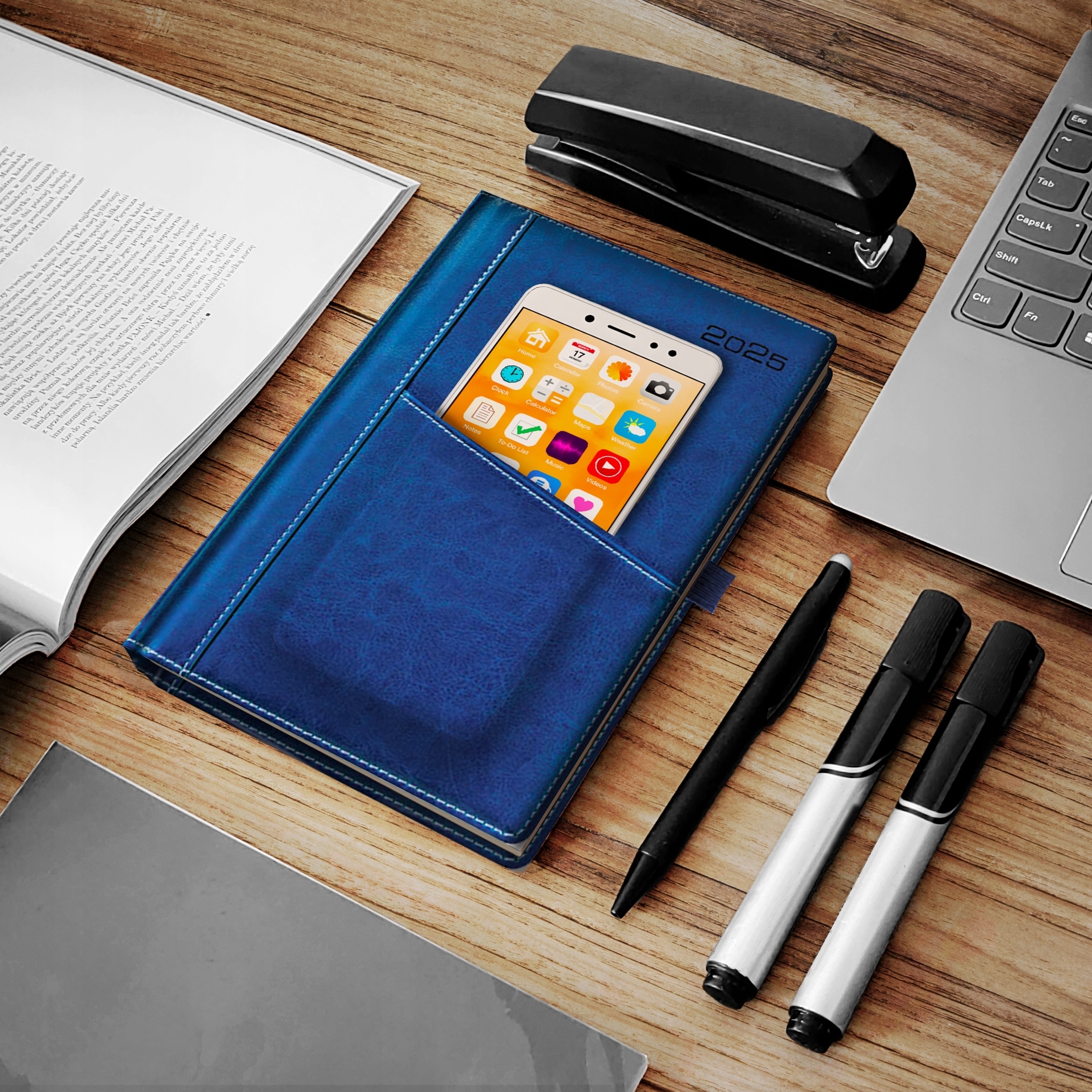 Informacje dodatkowe – Imieniny, święta i fazy Księżyca