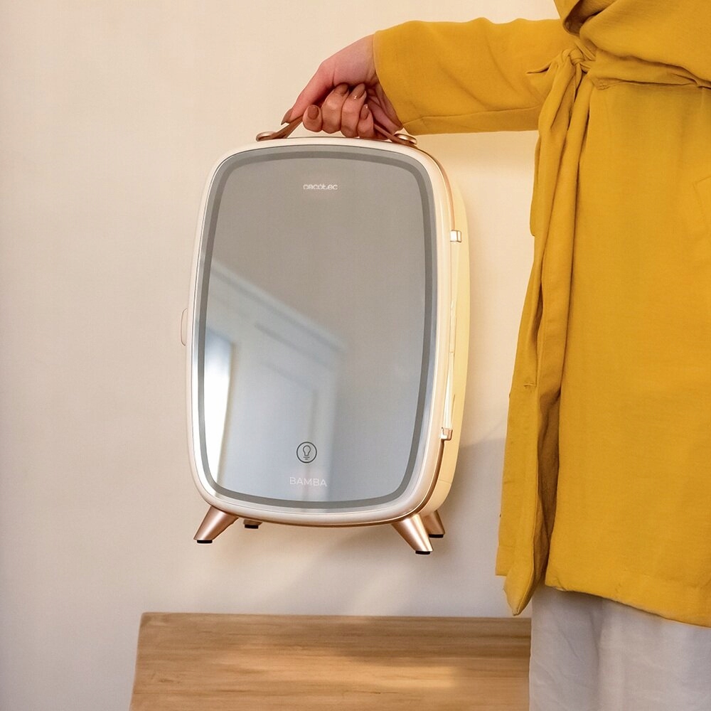 Ergonomiczny uchwyt i kompaktowe wymiary