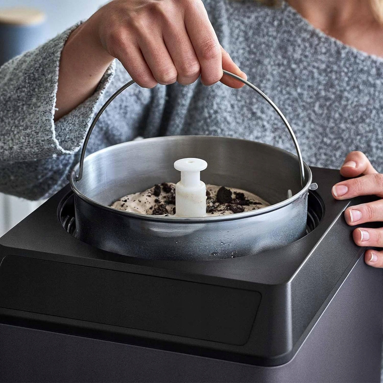 Intuicyjny wyświetlacz dotykowy – Łatwa obsługa w każdym momencie