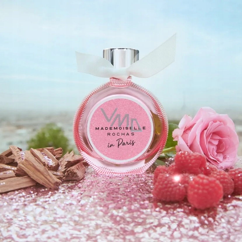 Ciepłe akcenty mchu dębowego i drzewa sandałowego – Zmysłowy ślad