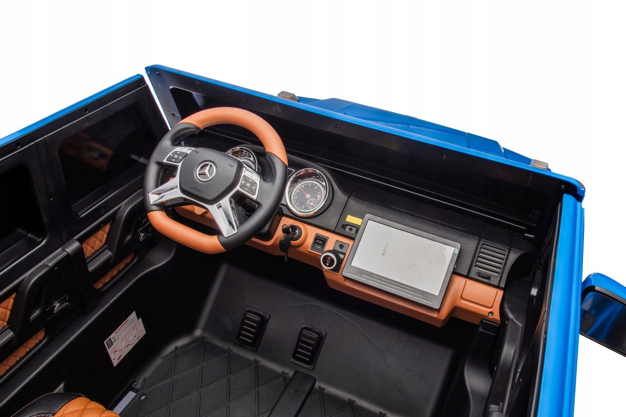 Nowoczesny panel audio – Bluetooth, AUX, FM i więcej