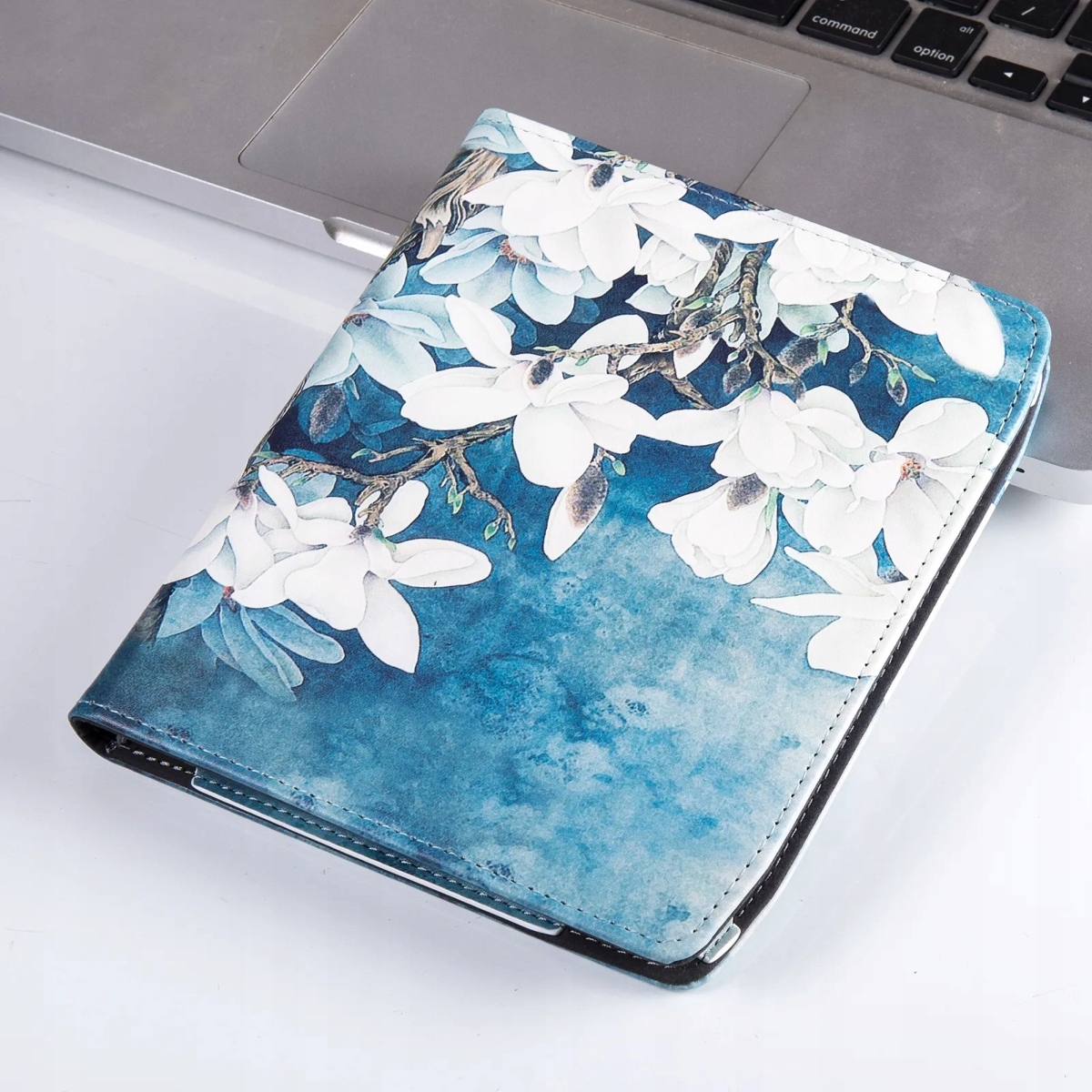 Etui Bookcase Stand Pocketbook Era PB700 – Ochrona i funkcjonalność w jednym