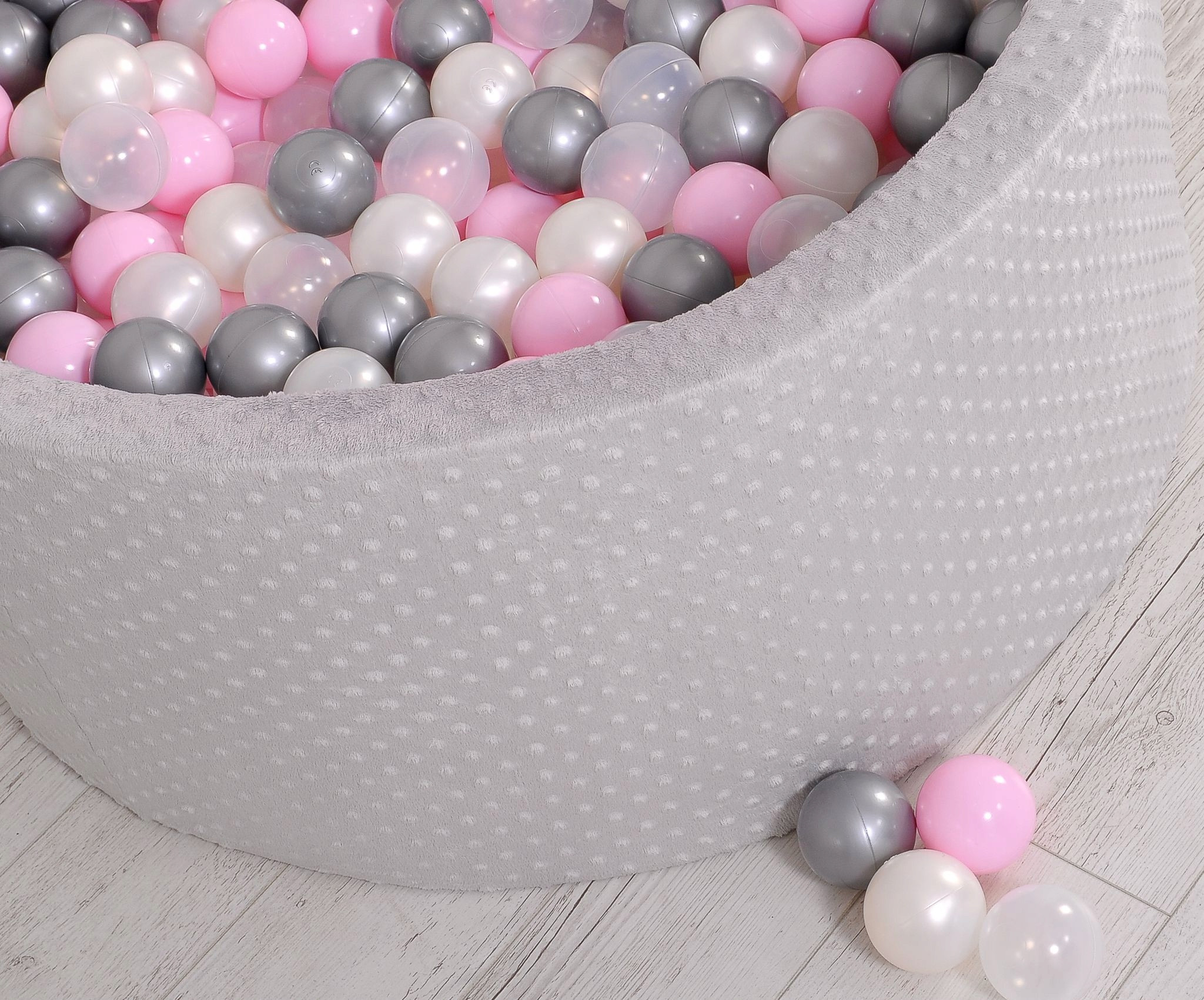 Bezpieczna konstrukcja z miłej pianki