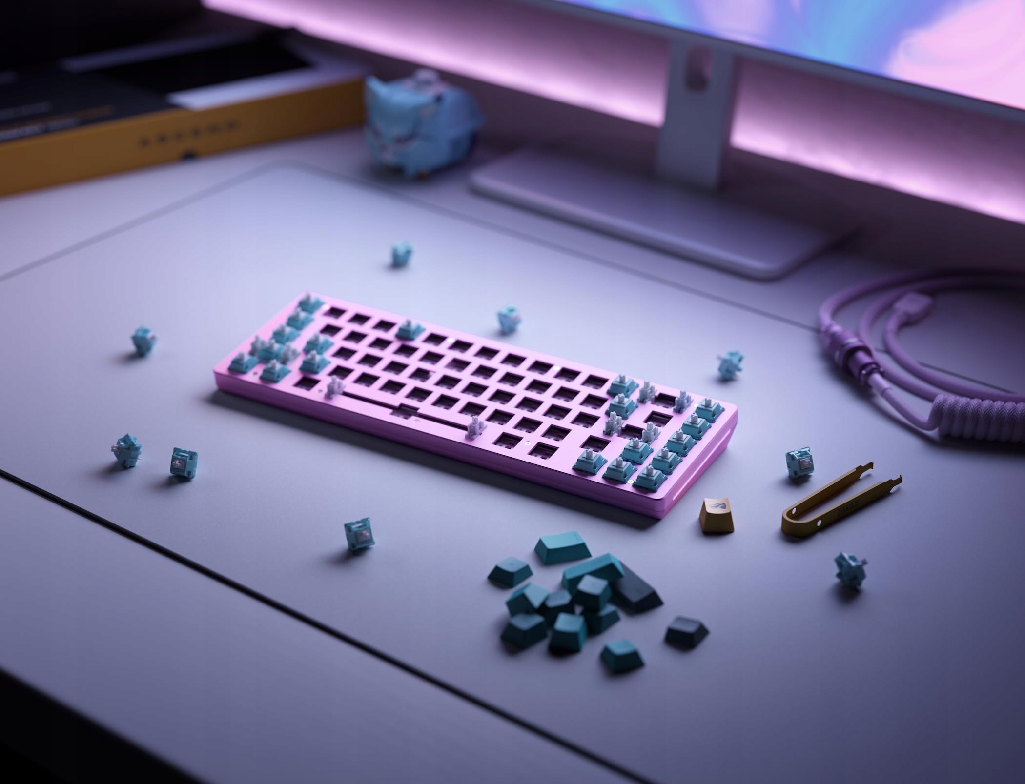 Klawiatura Triton Glorious GMMK 2 Compact - Barebone, ISO Layout, różowa