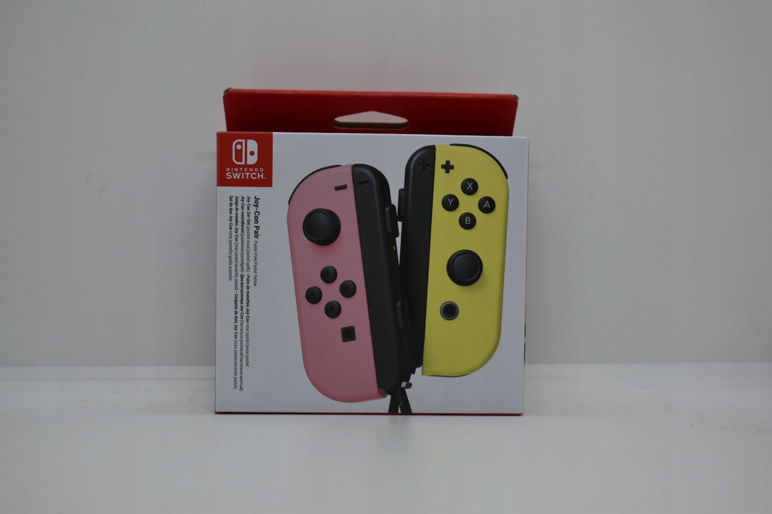 Interakcja z amiibo – Czytnik NFC w prawym Joy-Conie