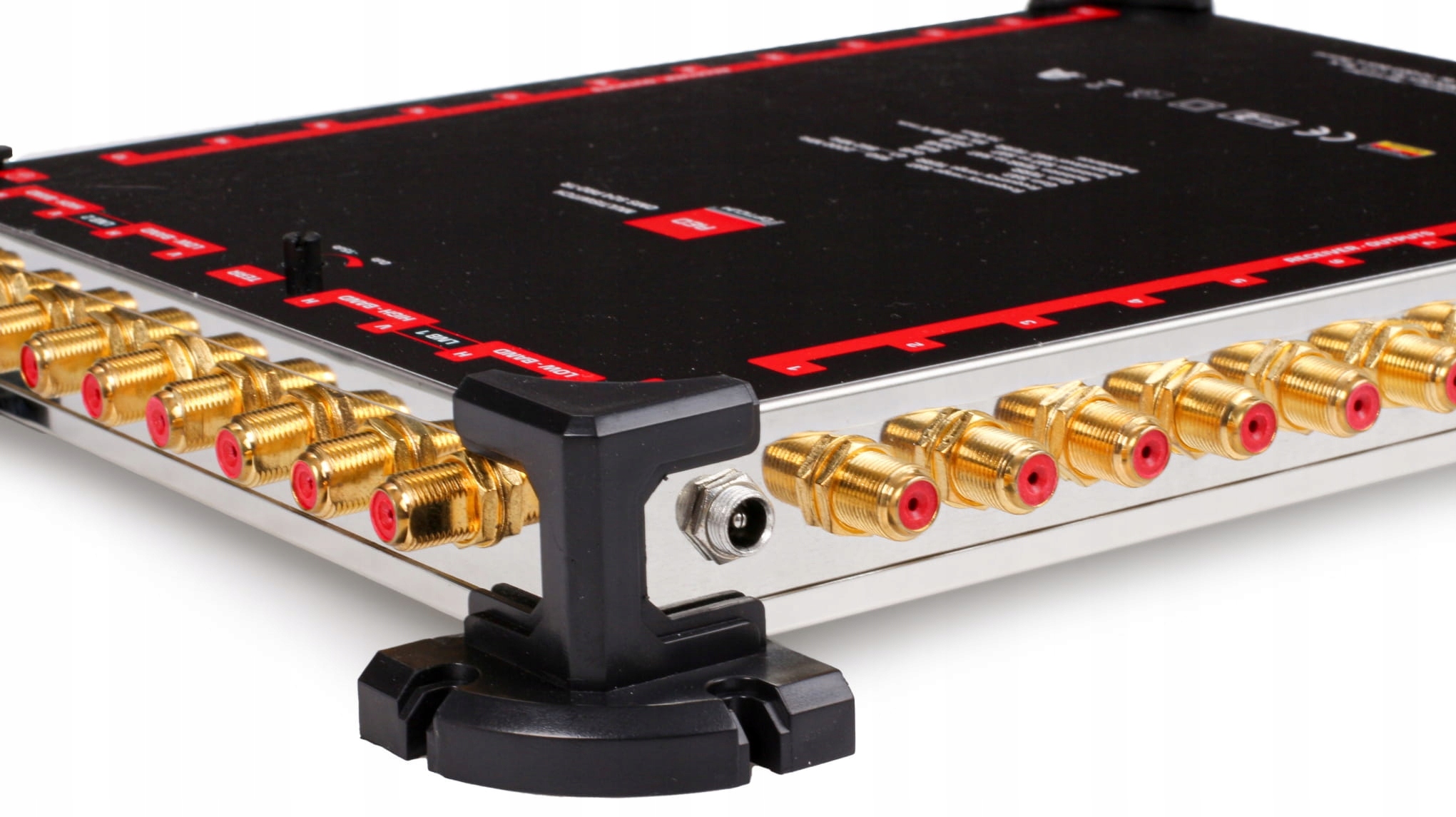 Wysoka jakość sygnału dzięki pozłacanym gniazdom