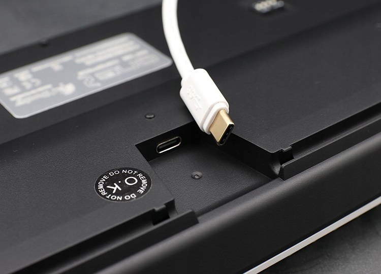 Przewodowe połączenie USB dla stabilności