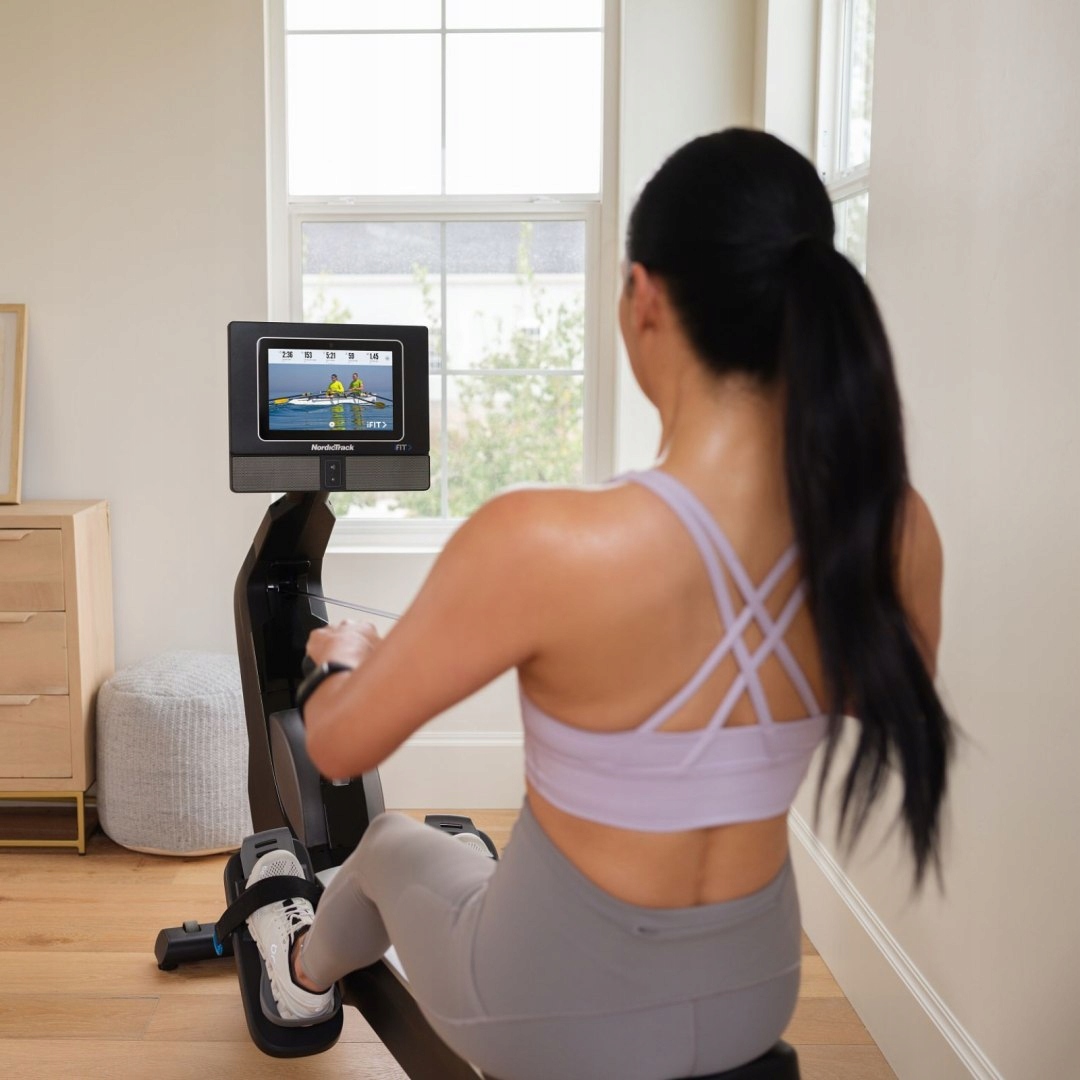 Innowacyjne funkcje treningowe z programem iFIT