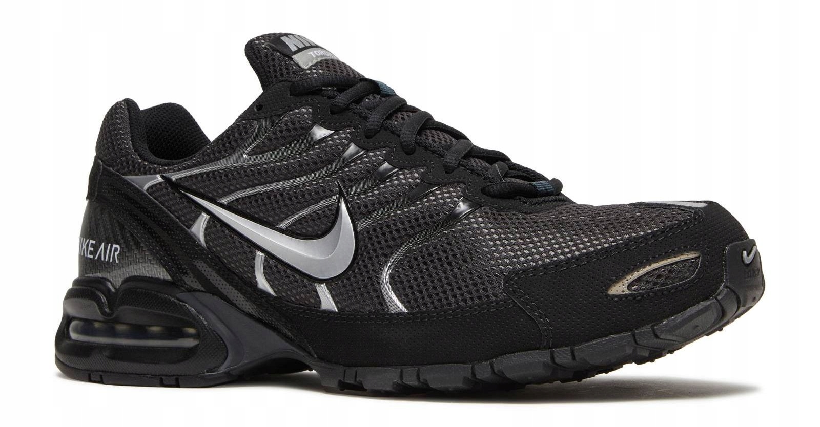 Oddychająca cholewka i syntetyczne materiały