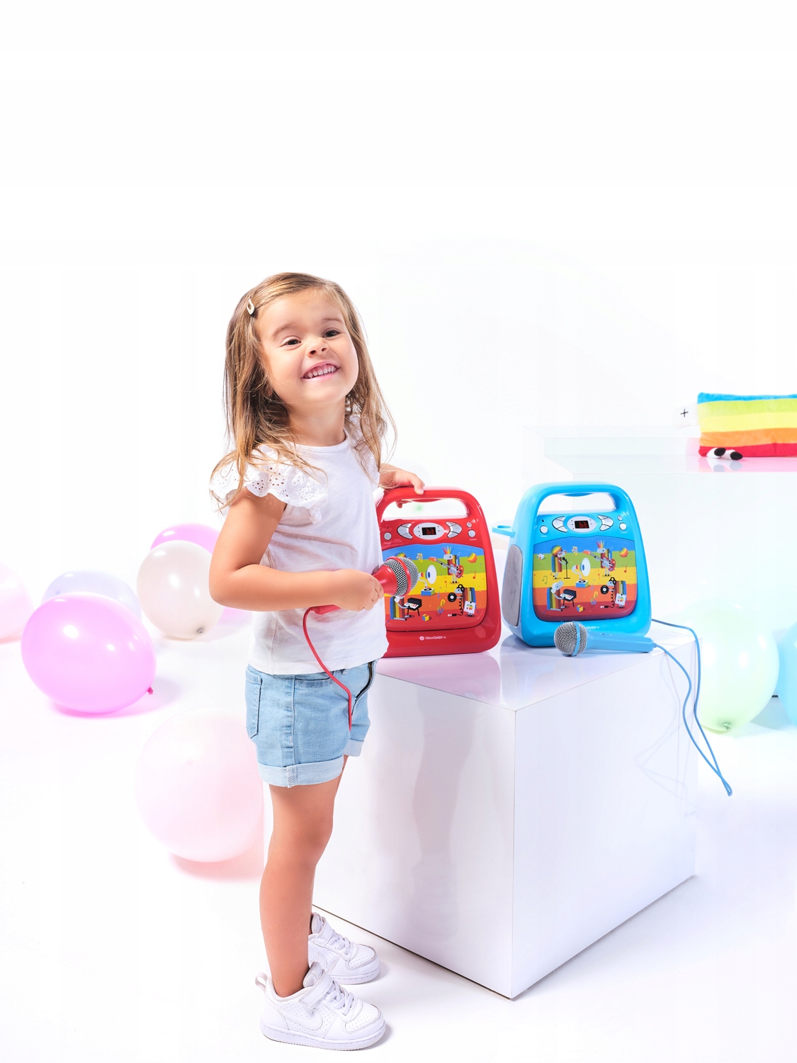 Kolorowy design i bajkowe postacie