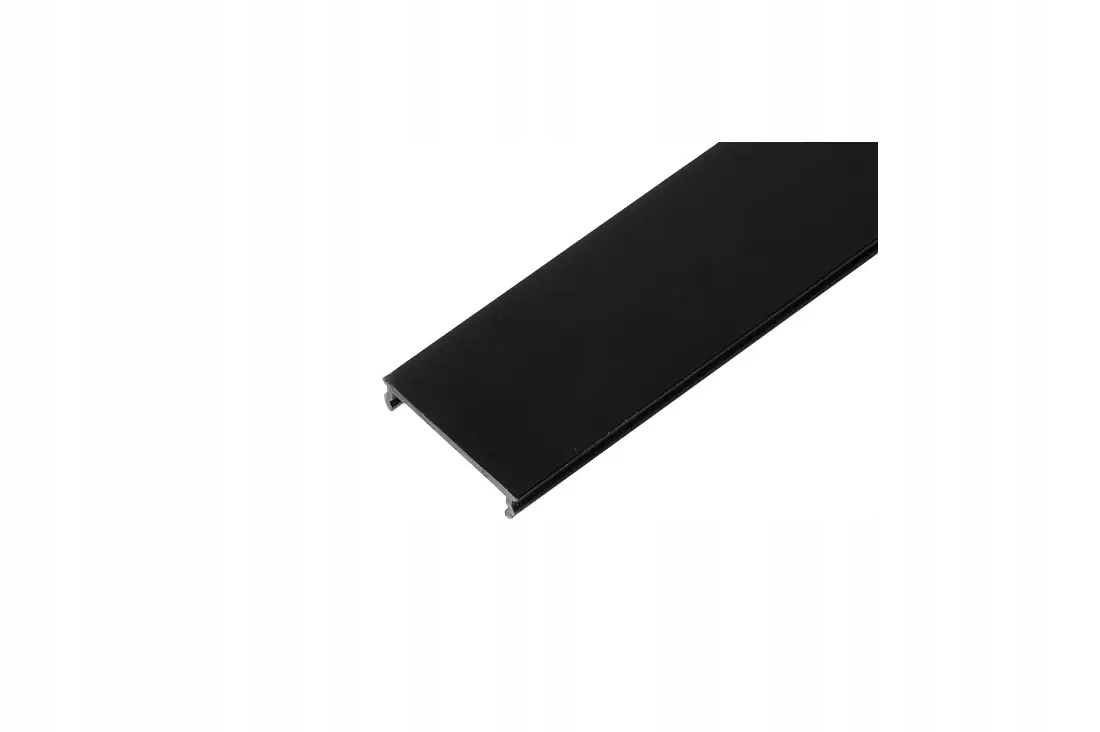 Trwałe materiały – PVC w kolorze czarnym