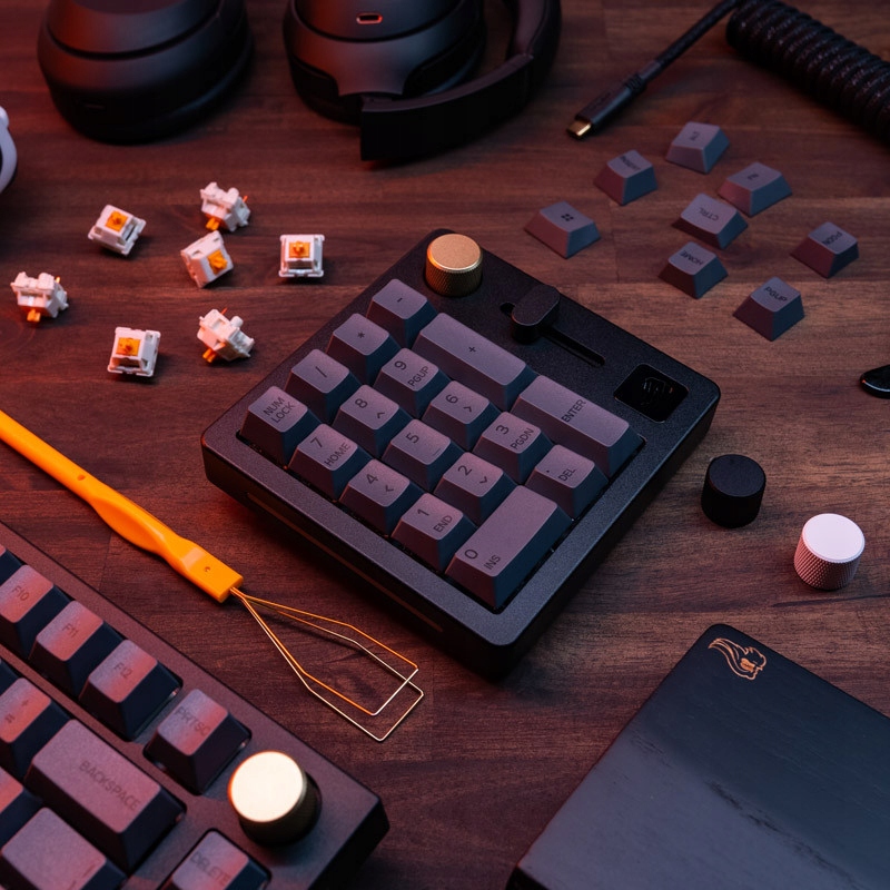 Imponująca żywotność baterii – Do 76 godzin bez RGB