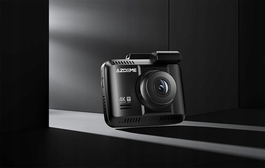 ميزات نظام تحديد المواقع العالمي (GPS) ومستشعر التسارع (G-sensor) للتحكم الكامل