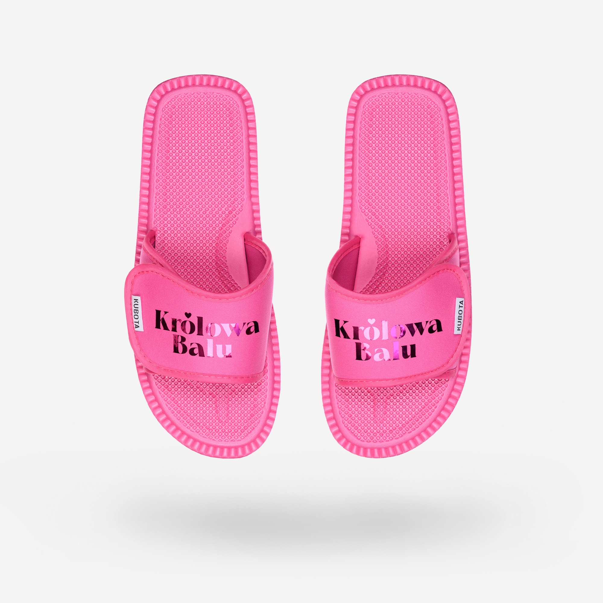 Cechy dodatkowe - wodoodporność i okrągły nosek