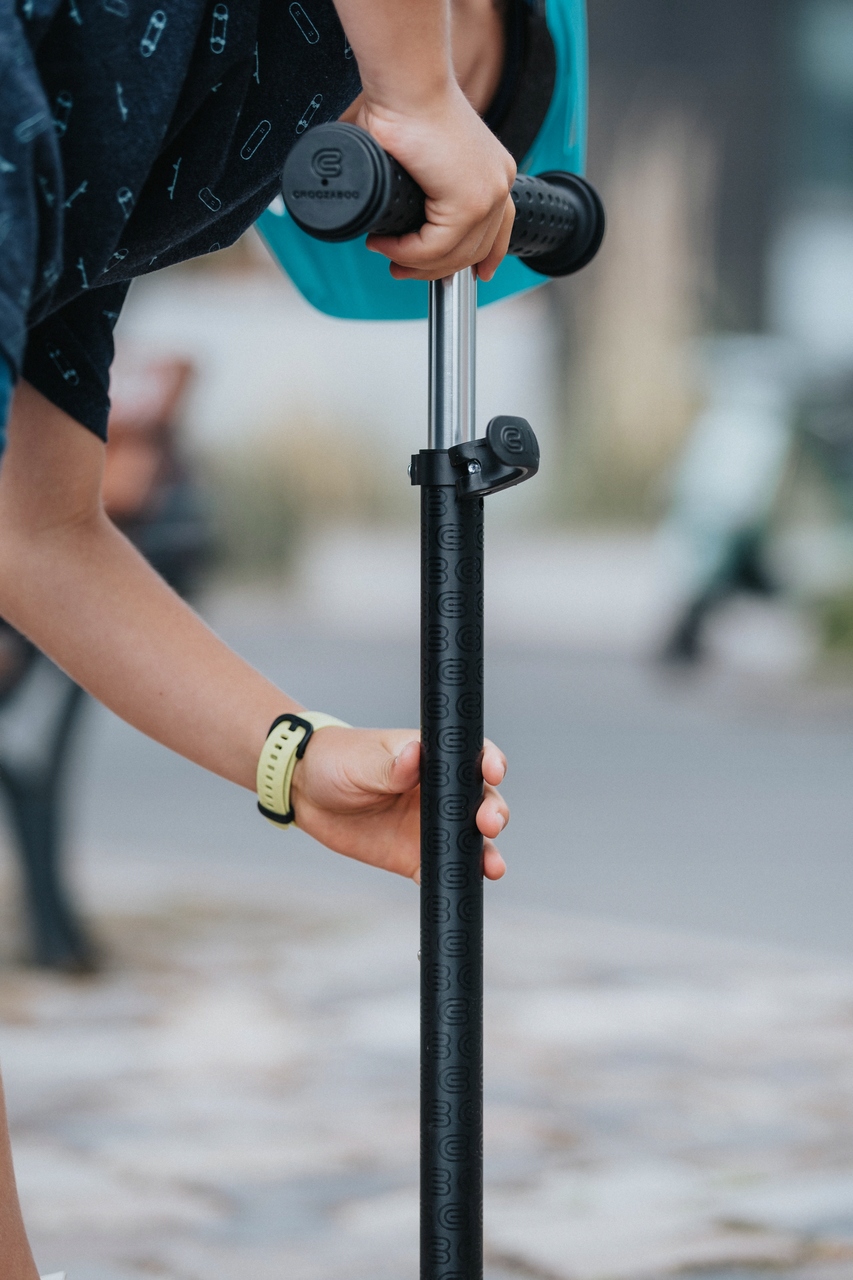 Duże kauczukowe koła – komfort i łatwość prowadzenia