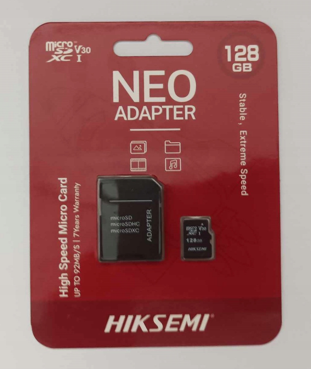 W zestawie adapter – Ułatwione korzystanie z karty w różnych urządzeniach