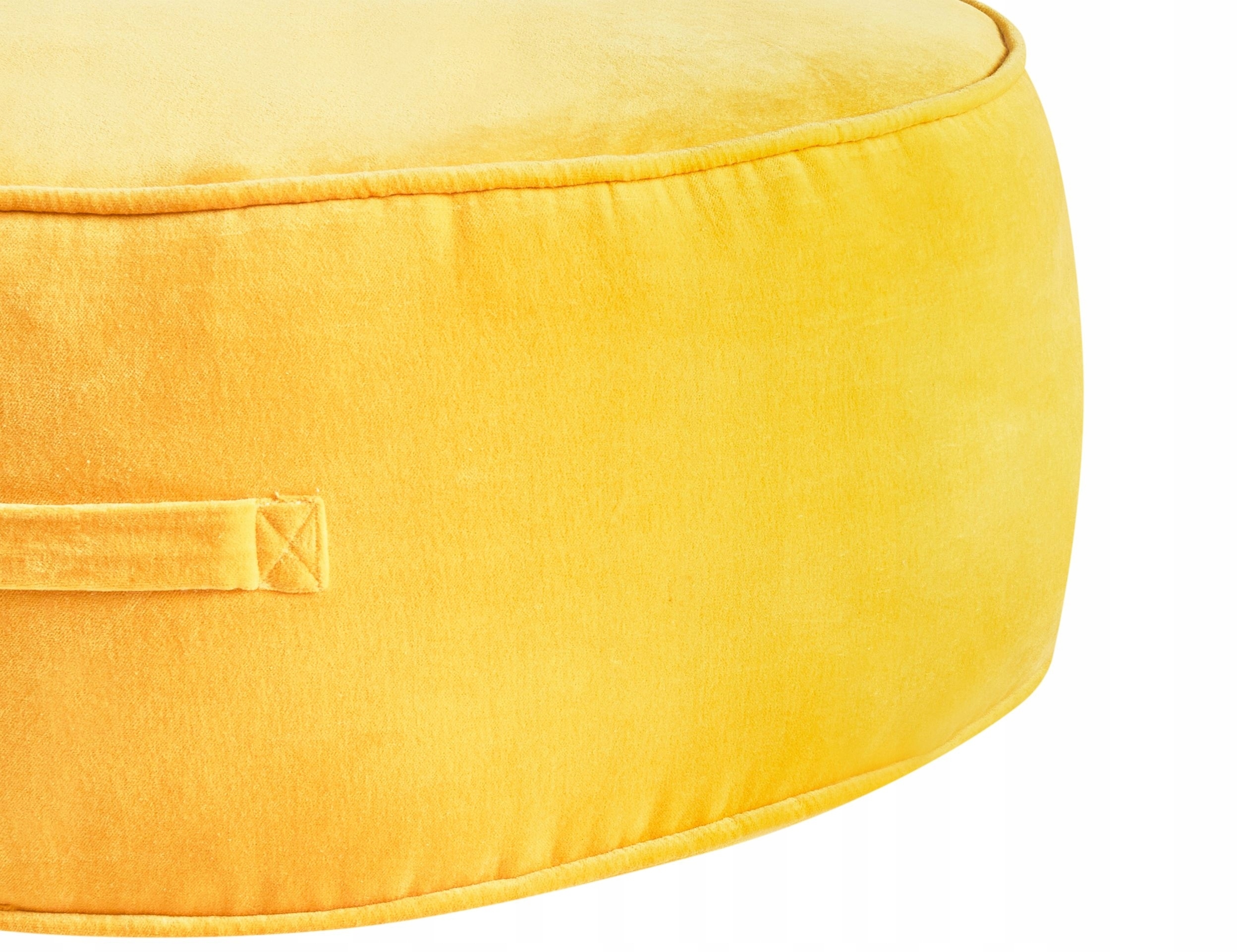 Lekka konstrukcja z praktycznymi uchwytami