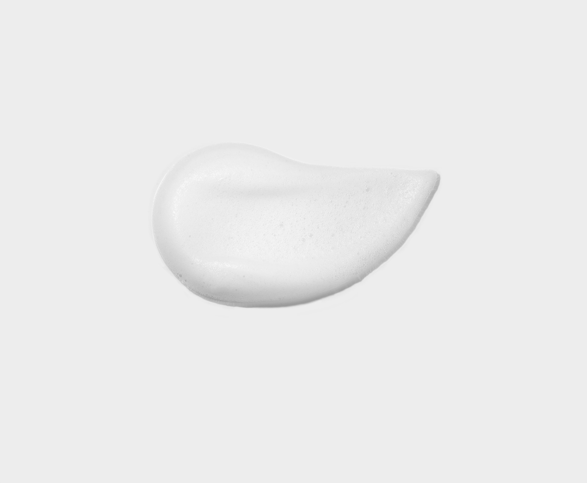 Właściwości nawilżające i odświeżające – Idealna dla każdego typu skóry