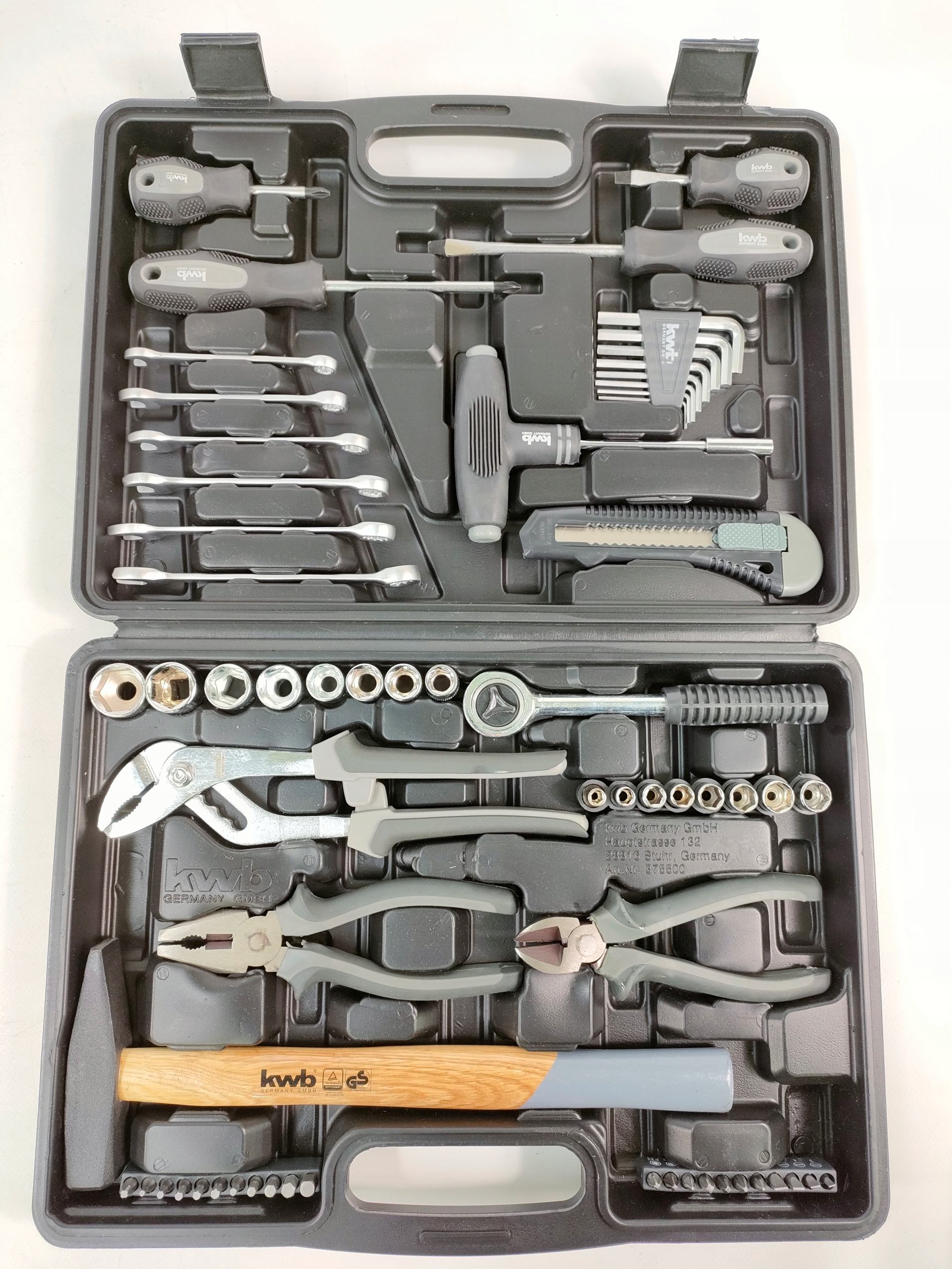 Zestaw Narzędzi w Walizce 63 el. – Idealny do Domu i Ogrodu