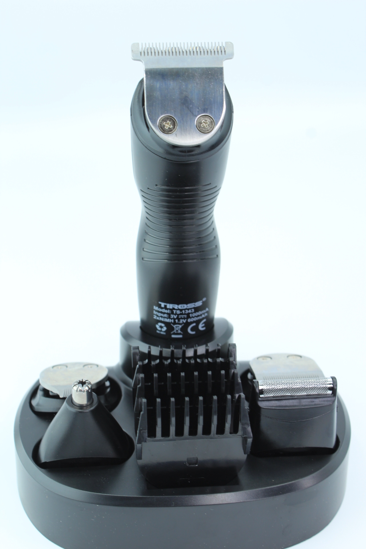 Eleganckie opakowanie i stacja ładująca w zestawie