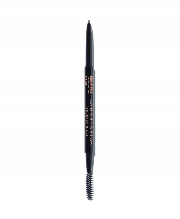 Precyzyjne modelowanie brwi dzięki ultracienkiej końcówce