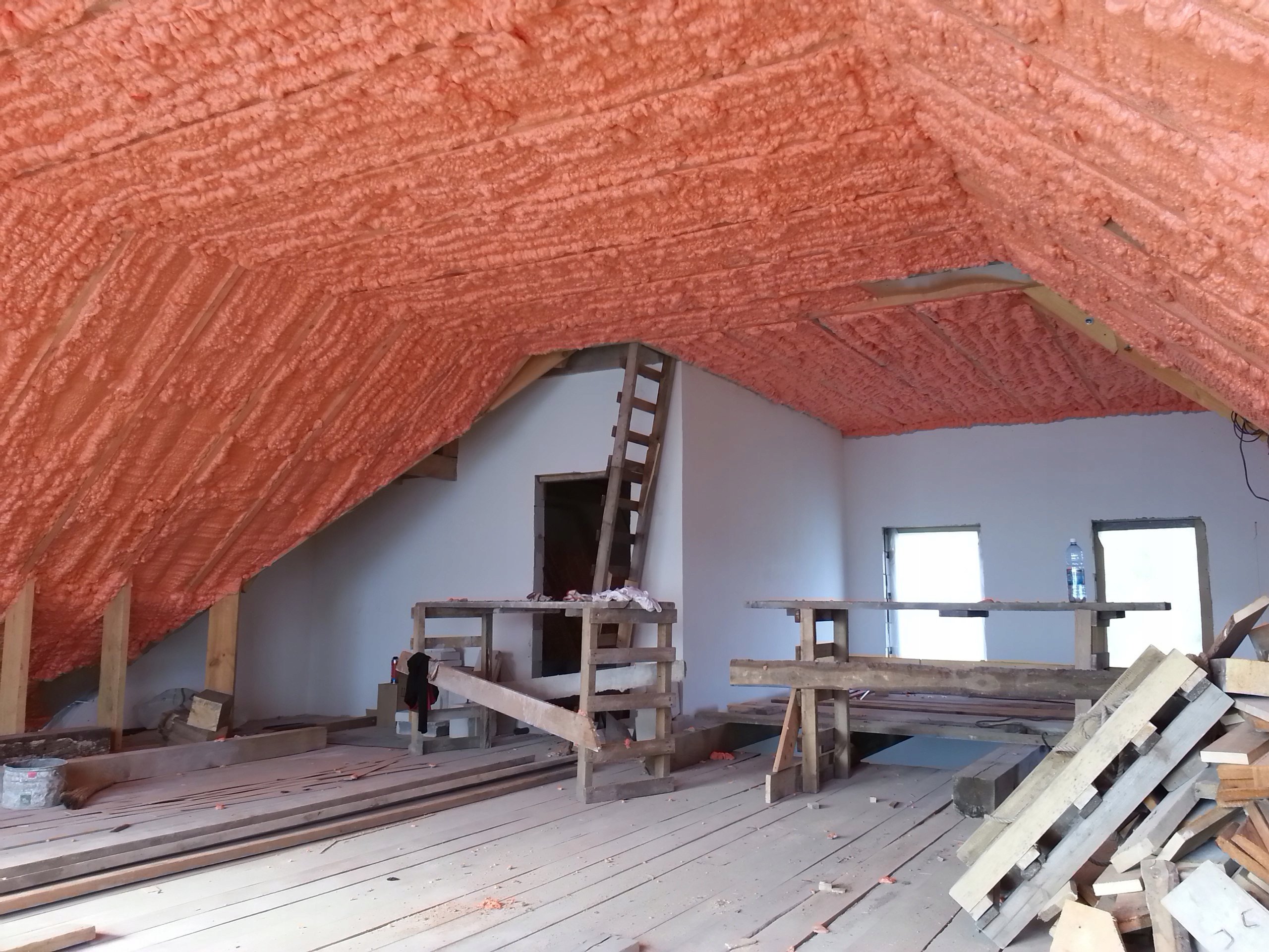 Uniwersalne zastosowanie – Izolacja dla różnych powierzchni