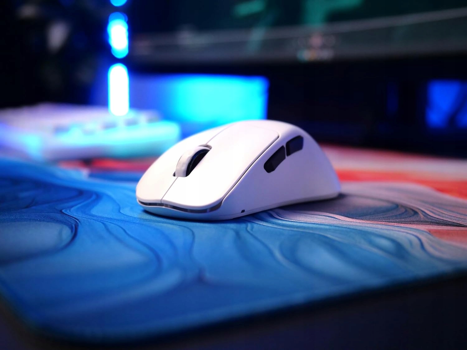 Mysz Cherry XTRFY M64 Pro Wireless – Wydajność i precyzja w grach