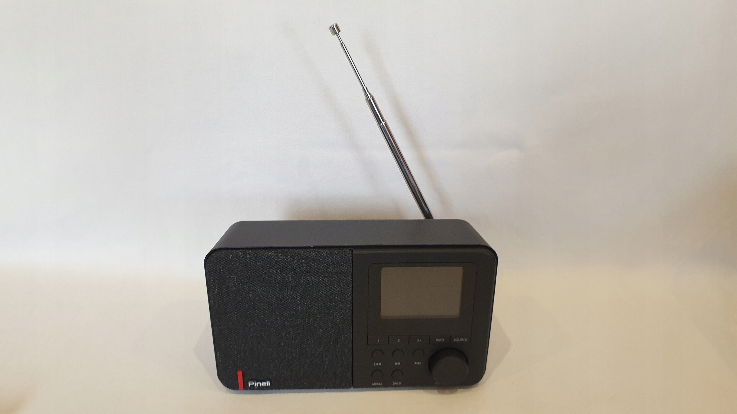 Funkcje budzenia radiem i zegar