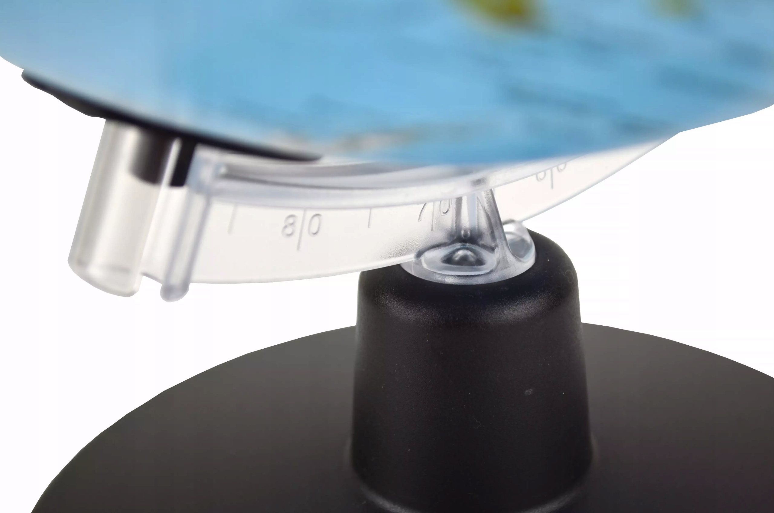 Edukacyjne doświadczenie dla młodych odkrywców