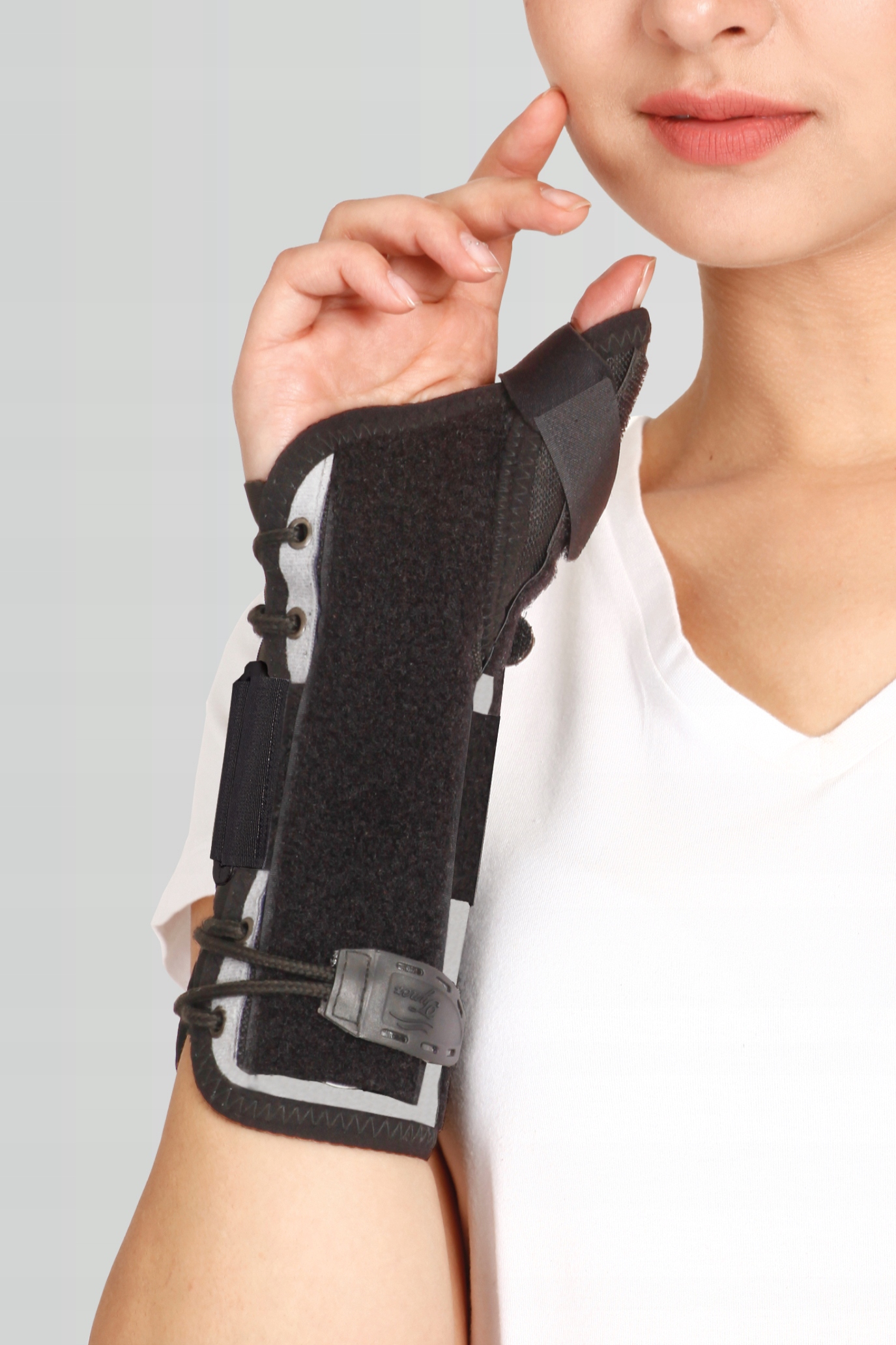 Zastosowanie ortezy nadgarstka – Ochrona i rehabilitacja