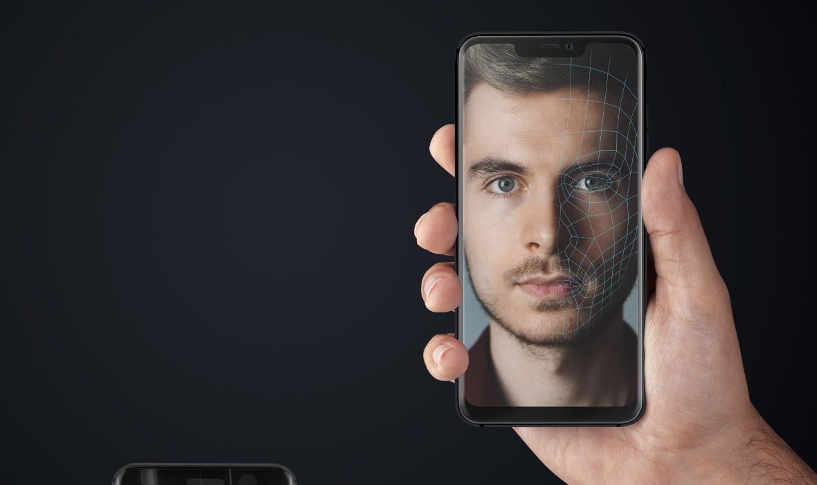 Odblokowywanie telefonu jeszcze nigdy nie było takie szybkie i takie komfortowe! LIVE 7S jako pierwszy z oferty smartfonów Kruger&Matz został wyposażony w identyfikującą twarz użytkownika funkcję Face Unlock. Sam sprawdź, jakie to wygodne!