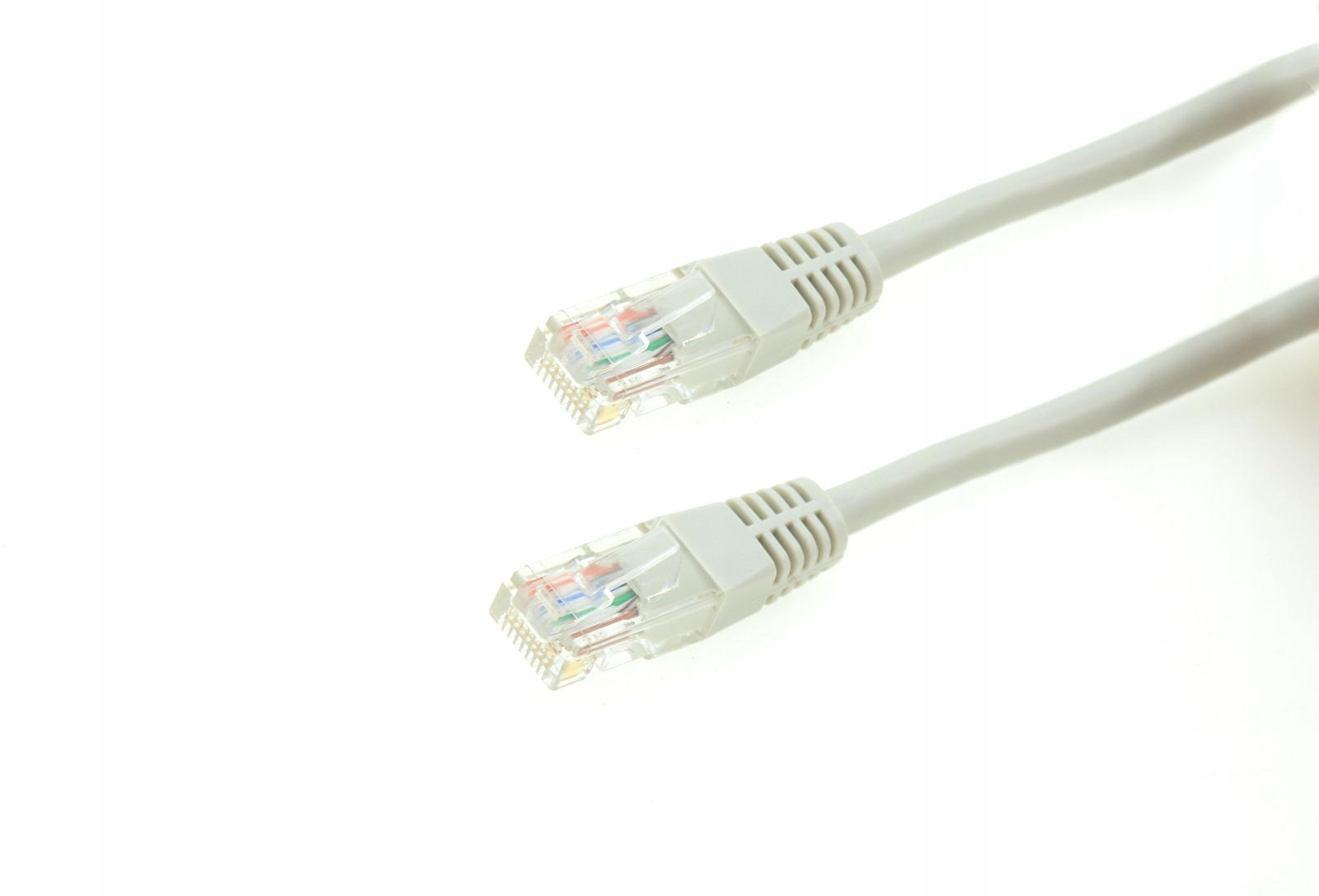 Kabel U/UTP CAT5e 0.5M szary PVC – Idealne połączenie dla Twojego sprzętu