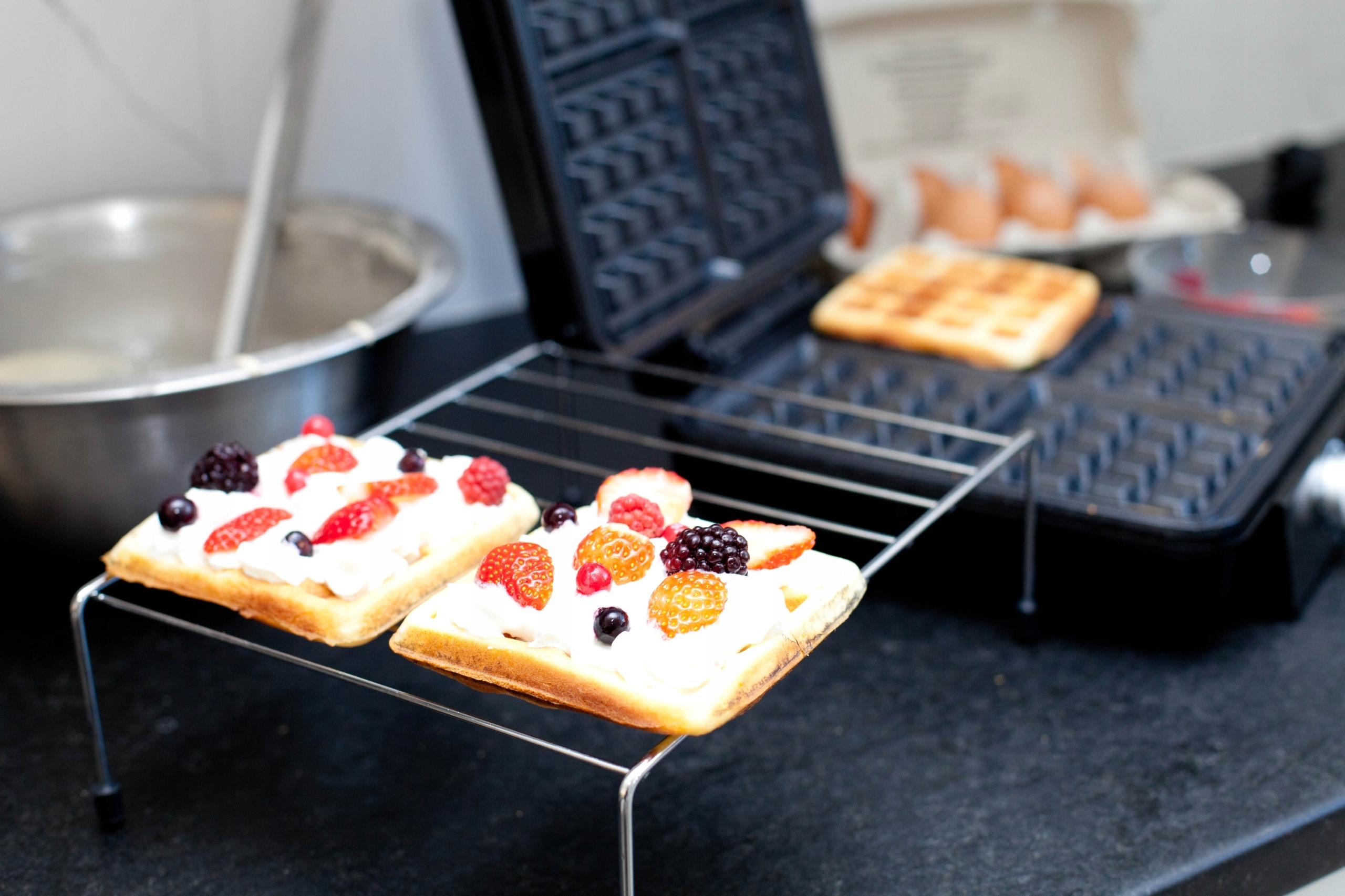 Przygotowanie 4 gofrów jednocześnie – Doskonałe dla rodziny i przyjaciół