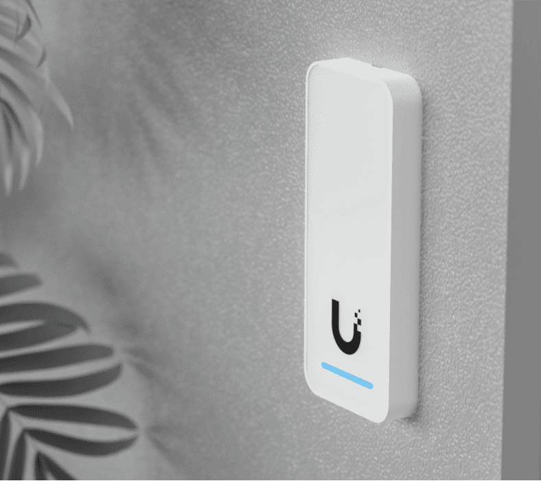 Ubiquiti UA-G2 – Kompaktowy czytnik dostępu NFC Bluetooth do użytku wewnętrznego i zewnętrznego