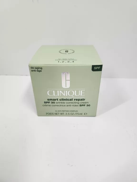 Clinique Smart Clinical Repair SPF30 Wrinkle Correcting Cream – Krem do twarzy z ochroną UV