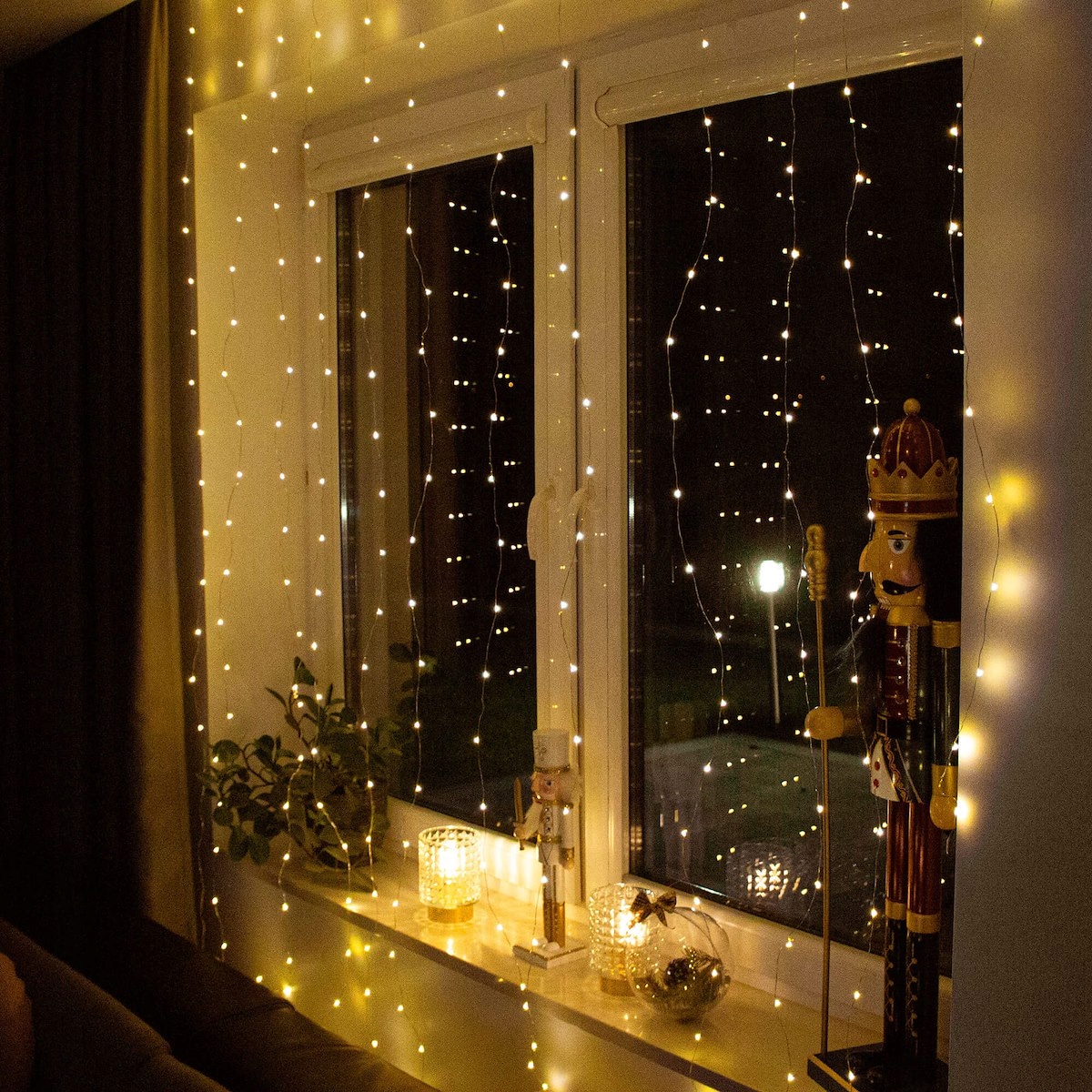 Girlanda świąteczna 300 LED – Stwórz magiczną atmosferę w swoim domu