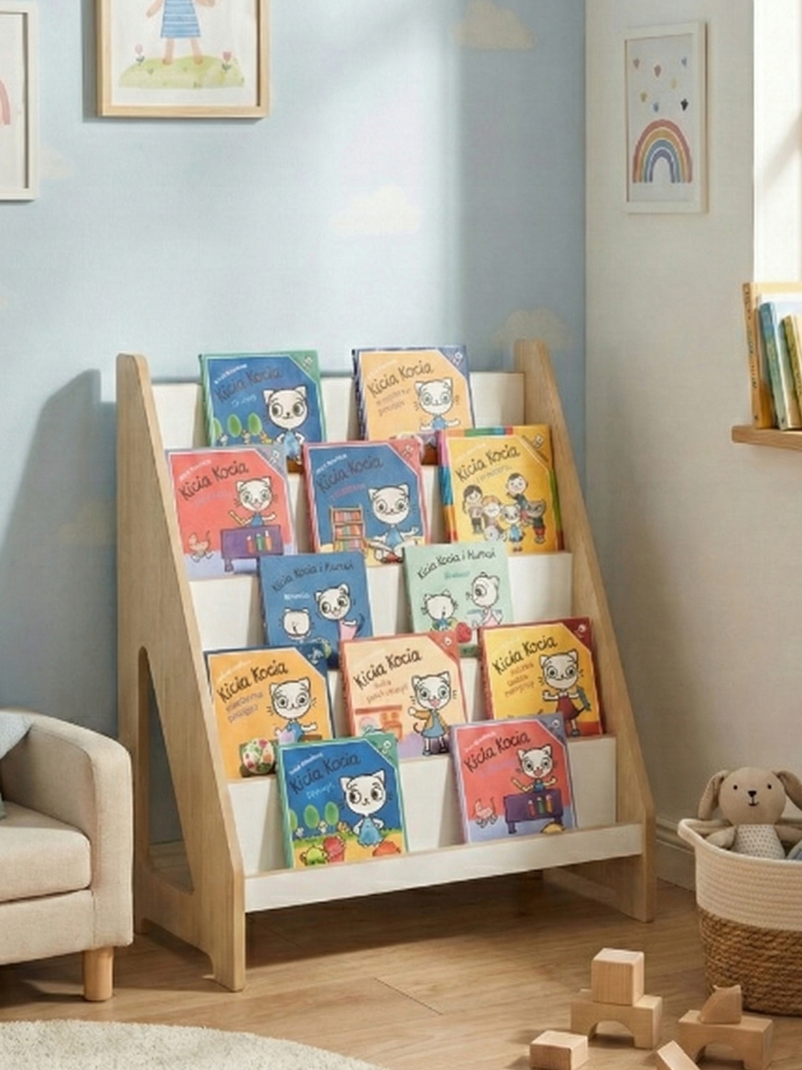 Funkcjonalność i estetyka – Dlaczego warto wybrać regał Montessori?