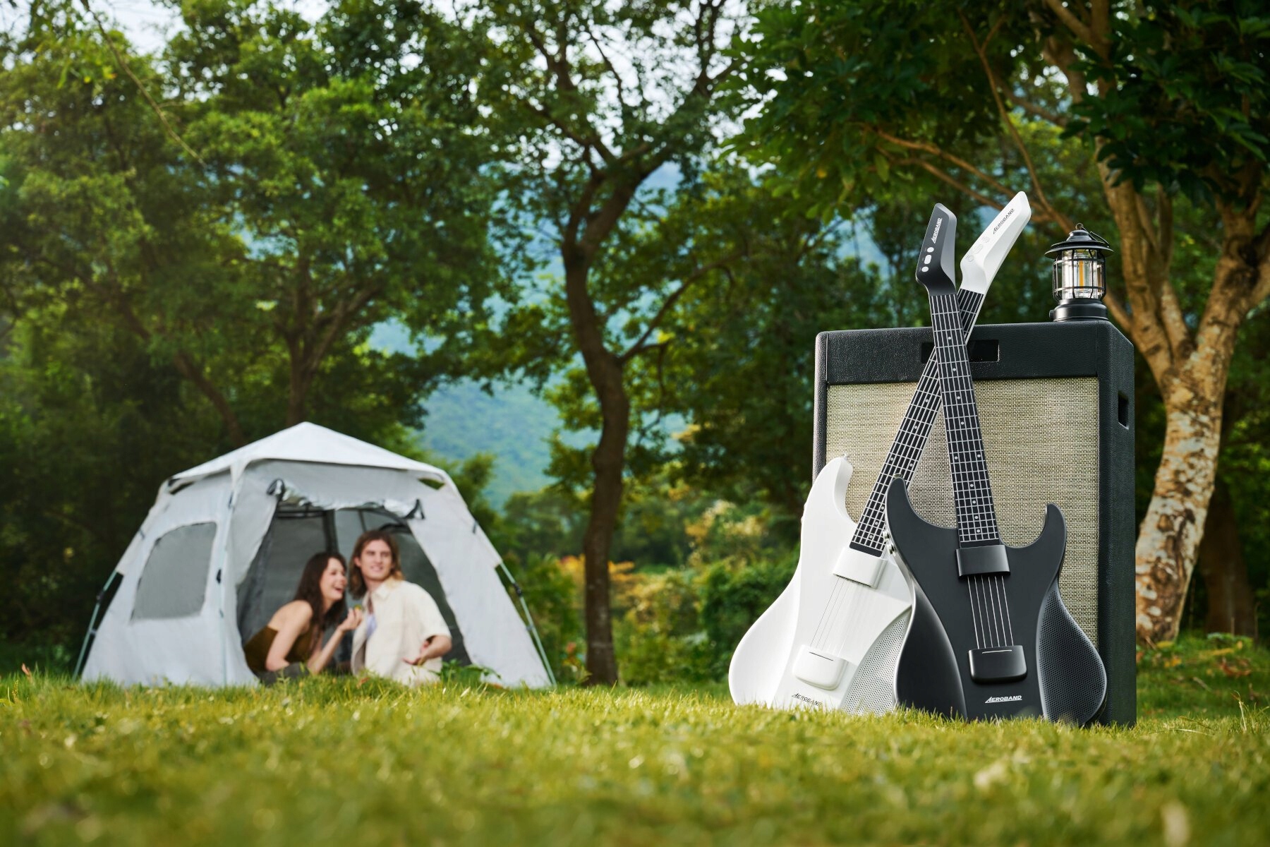 Mobilność i wytrzymałość – Idealna gitara do podróży