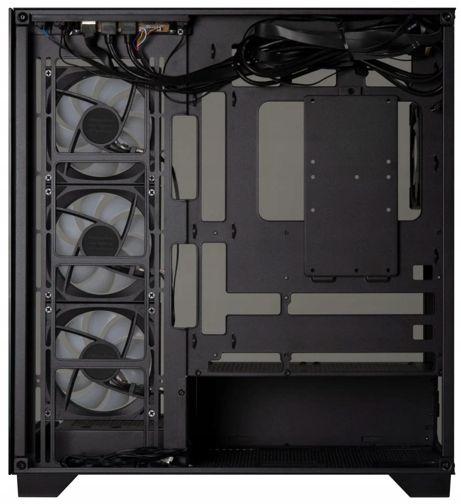 Przestrzeń na zarządzanie kablami